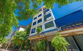 Hoàng Gia Đông Anh Hotel